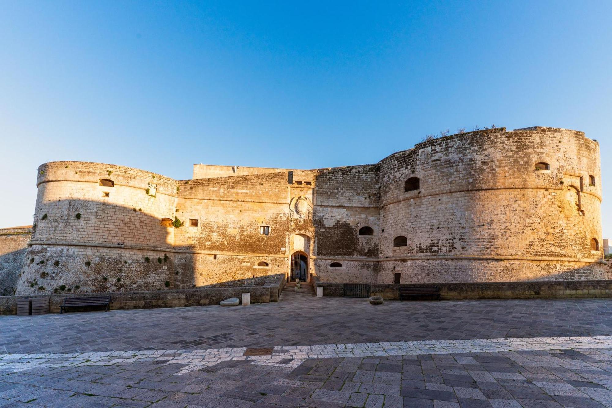 Casa Vacanze Elettra In Centro Otranto Exterior photo