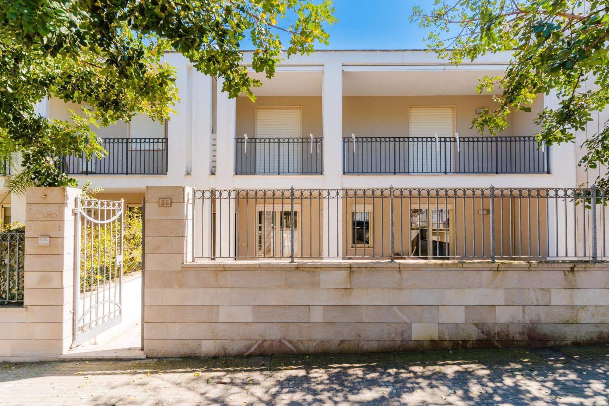 Casa Vacanze Elettra In Centro Otranto Exterior photo